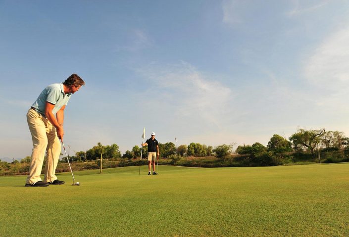 Putting on Jack Nicklaus Vidanta Golf Course in Nuevo Vallarta Riviera Nayarit MX